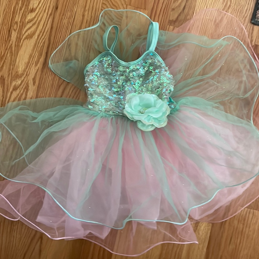 Dance costume for little girl